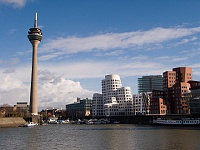 001  Der Medienhafen. : Düsseldorf, Medienhafen