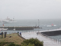 058  Nach einiger Zeit wurde es leicht besser. : 2004, CRW, Helgoland, Helgoland 2004, Sturm