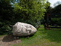 048  Hier auf der Insel hat Anatol das "Beuys-Portrait" geschaffen. : Insel Hombroich