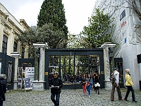 001 DSC2373 Arch-Museum  Der Eingang zum Archäologischen Museum, unterhalb des Topkapi.