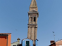 069  Der schiefe Campanile auf Burano.